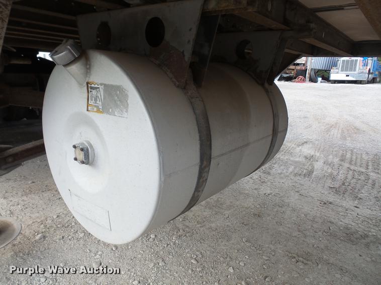 image for item DA3927 1998 Utility VSZR refrigerated van trailer