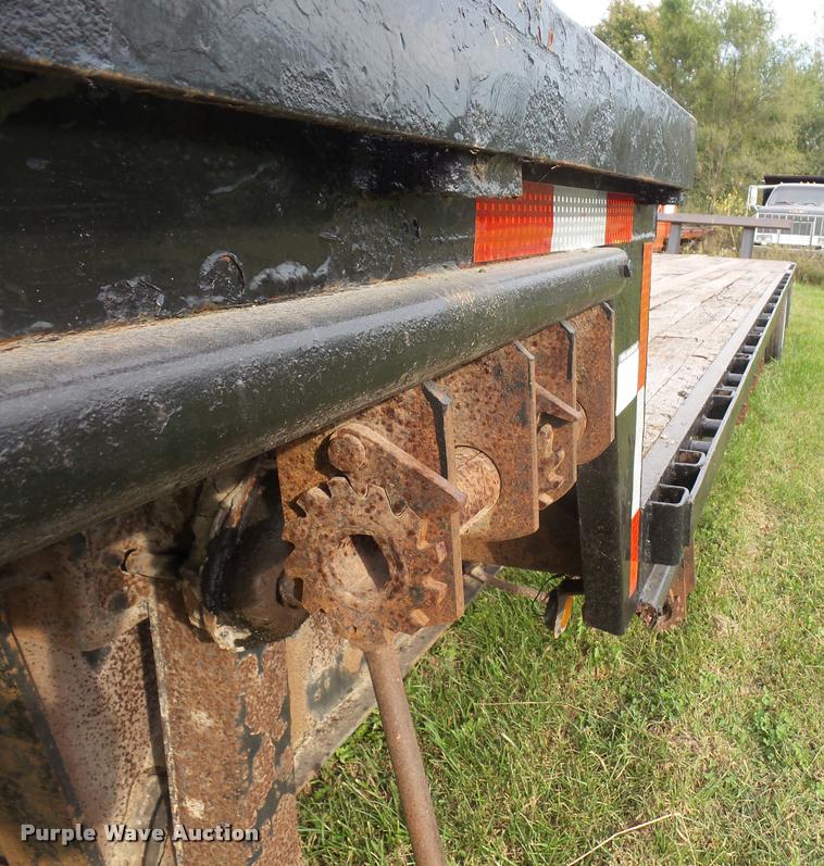 image for item DA3958 1992 Trail King TK80C8-82 drop deck trailer