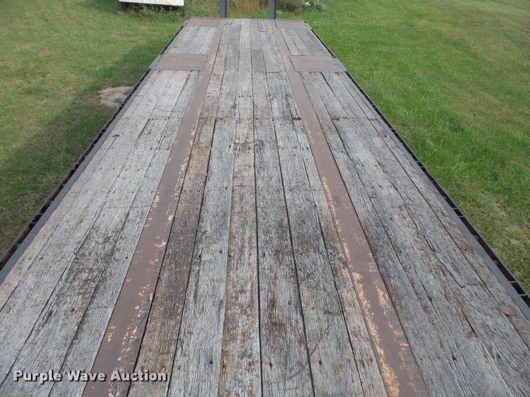 image for item DA3958 1992 Trail King TK80C8-82 drop deck trailer