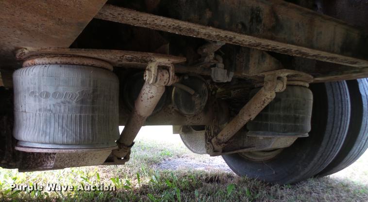 image for item DA3958 1992 Trail King TK80C8-82 drop deck trailer