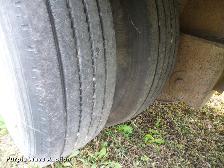 image for item DA3958 1992 Trail King TK80C8-82 drop deck trailer