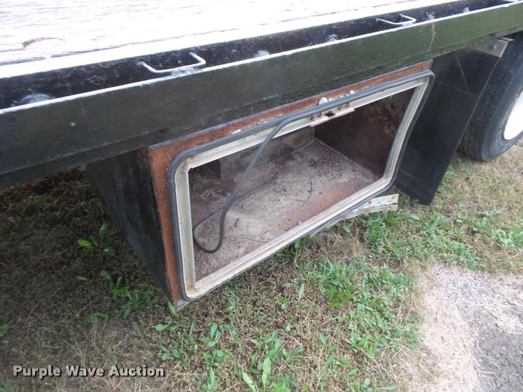 image for item DA3958 1992 Trail King TK80C8-82 drop deck trailer