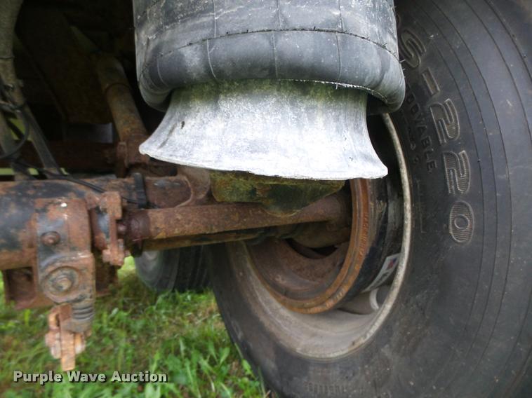 image for item K1457 2010 Timpte Super Hopper double hopper grain trailer