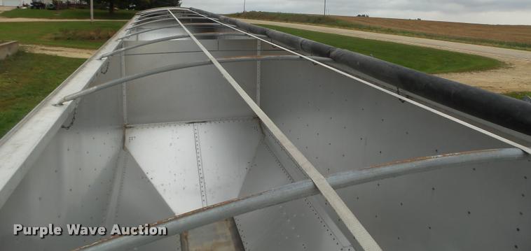 image for item K1457 2010 Timpte Super Hopper double hopper grain trailer