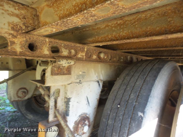 image for item K3705 1998 Trailmobile dry van trailer