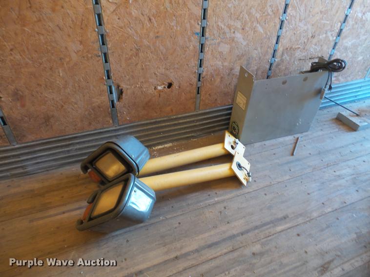 image for item K3705 1998 Trailmobile dry van trailer