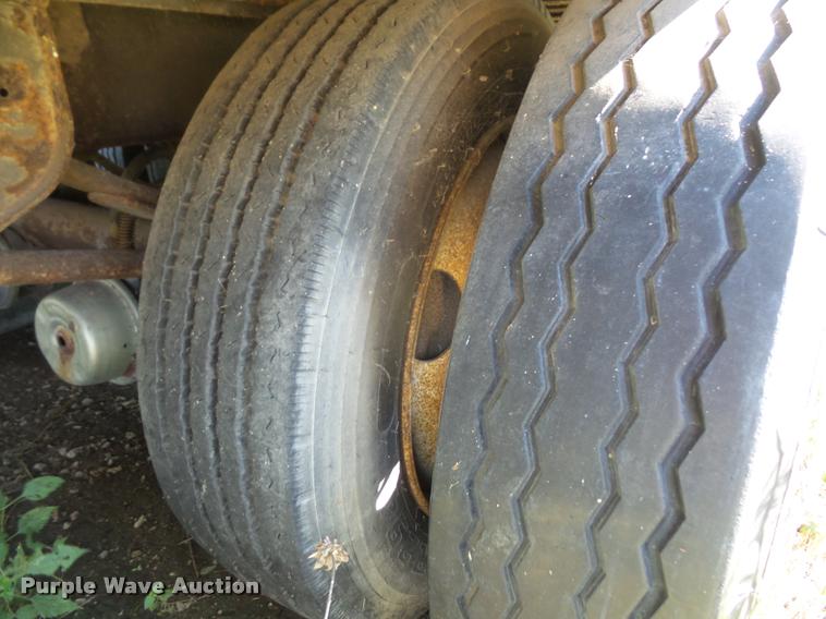 image for item K3723 1996 Great Dane dry van trailer