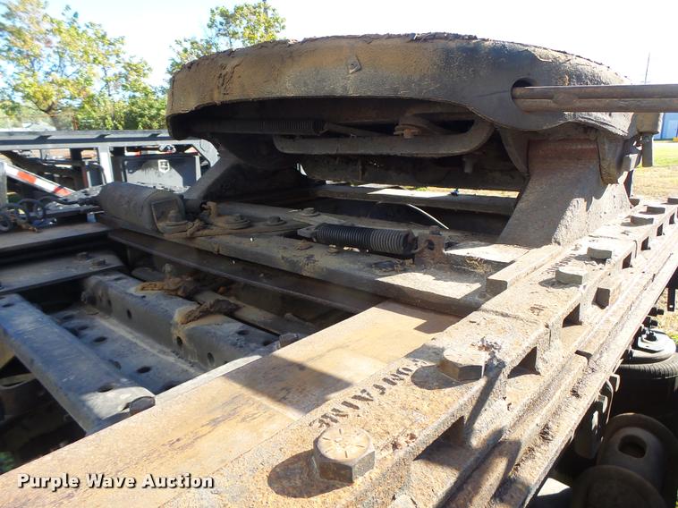 image for item K5675 1994 Volvo WIA semi truck