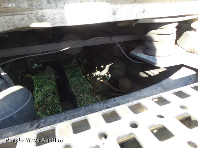 image for item K5675 1994 Volvo WIA semi truck