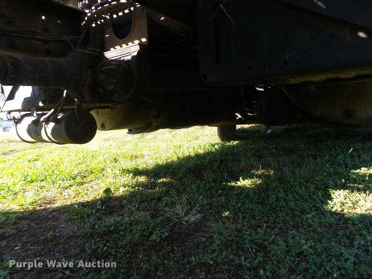 image for item K5675 1994 Volvo WIA semi truck