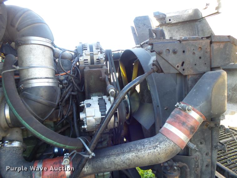 image for item K5675 1994 Volvo WIA semi truck