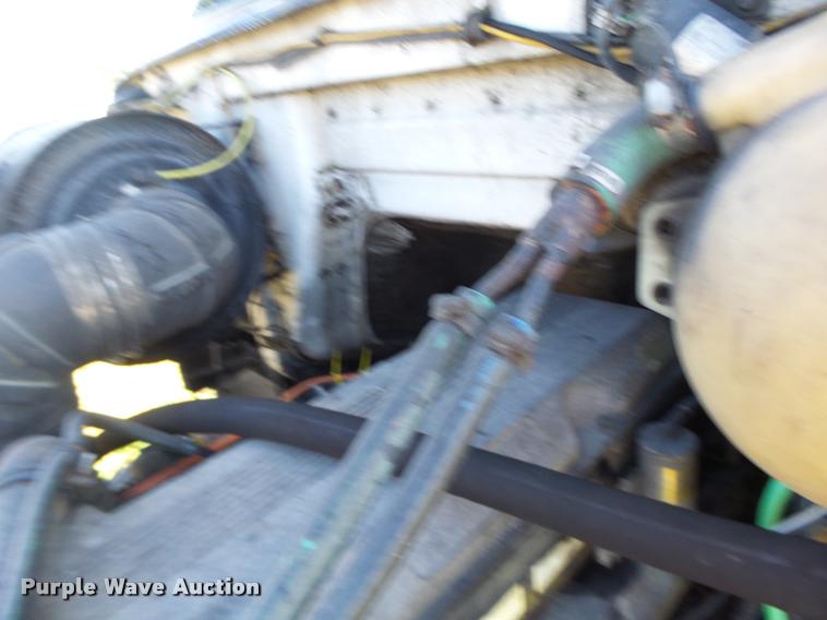 image for item K5675 1994 Volvo WIA semi truck