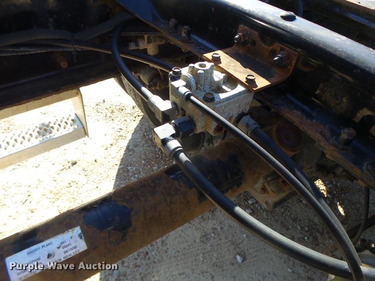 image for item K5682 2001 Mack CX613 semi truck