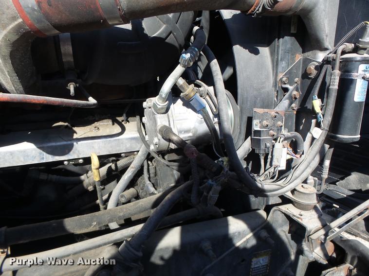 image for item K5682 2001 Mack CX613 semi truck