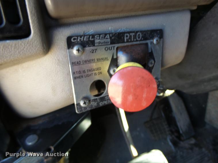 image for item K5682 2001 Mack CX613 semi truck