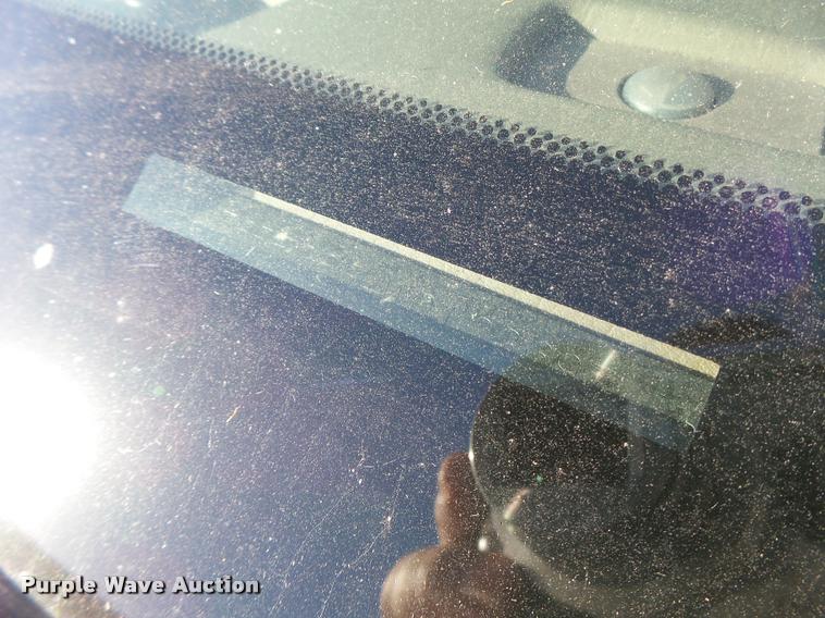 image for item K5682 2001 Mack CX613 semi truck