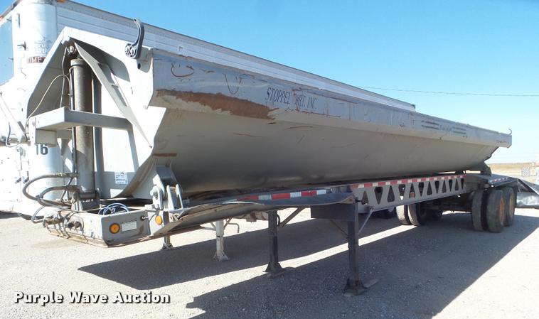 image for item L1726 2004 Trail King TK60SSN-392 side dump trailer