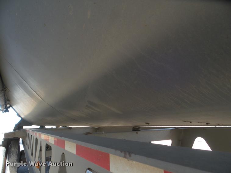 image for item L1726 2004 Trail King TK60SSN-392 side dump trailer