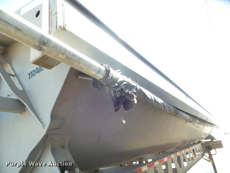 image for item L1726 2004 Trail King TK60SSN-392 side dump trailer