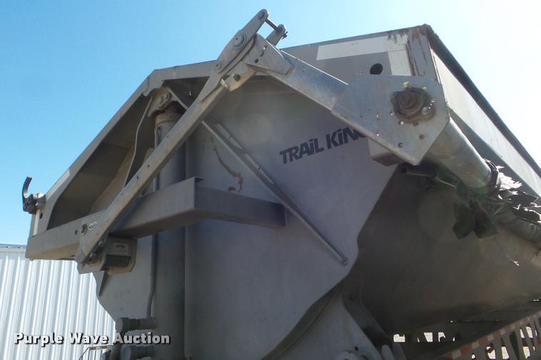 image for item L1726 2004 Trail King TK60SSN-392 side dump trailer