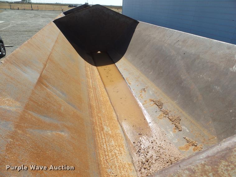 image for item L1726 2004 Trail King TK60SSN-392 side dump trailer