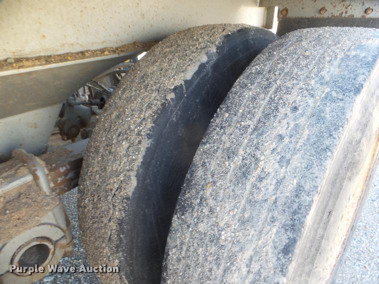 image for item L1726 2004 Trail King TK60SSN-392 side dump trailer