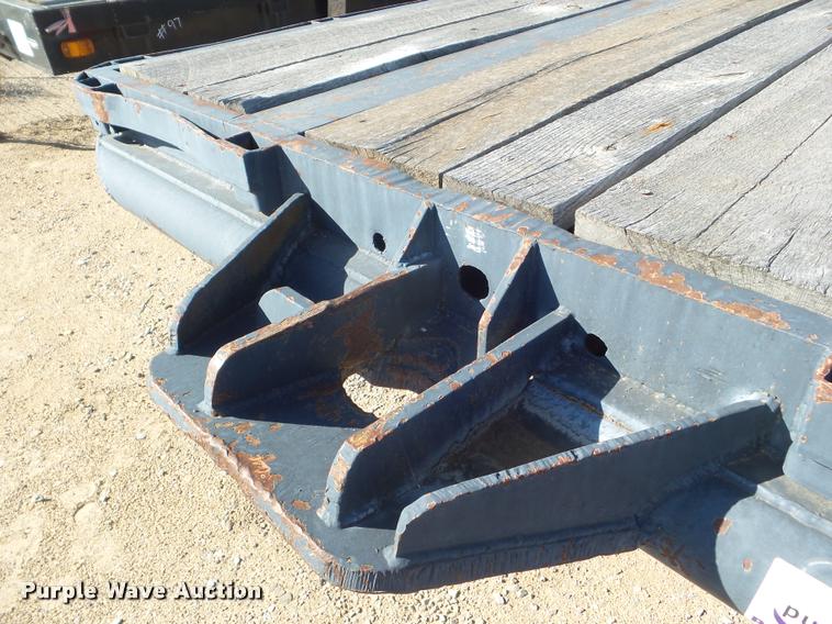 image for item L1730 2016 Hobbs flatbed trailer