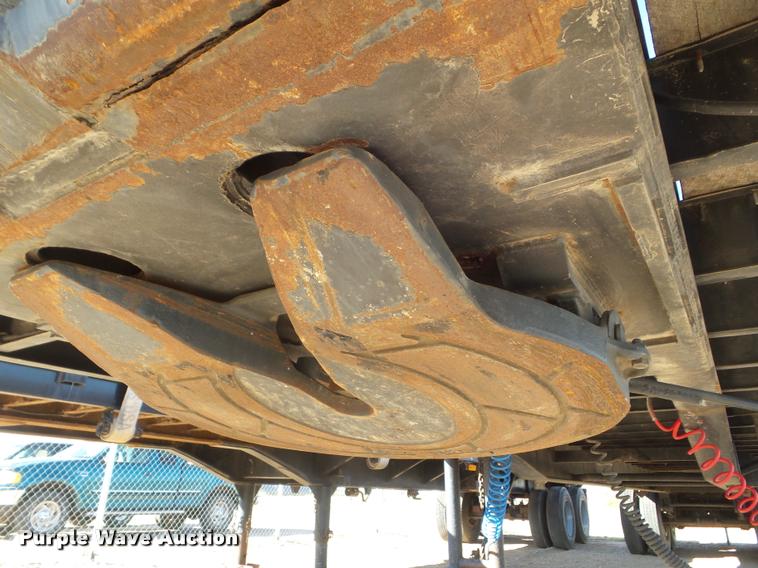 image for item L1730 2016 Hobbs flatbed trailer