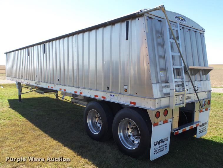 image for item L5526 2011 Travalong double hopper grain trailer