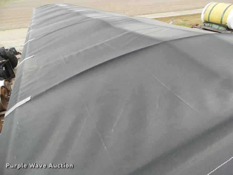 image for item L5526 2011 Travalong double hopper grain trailer