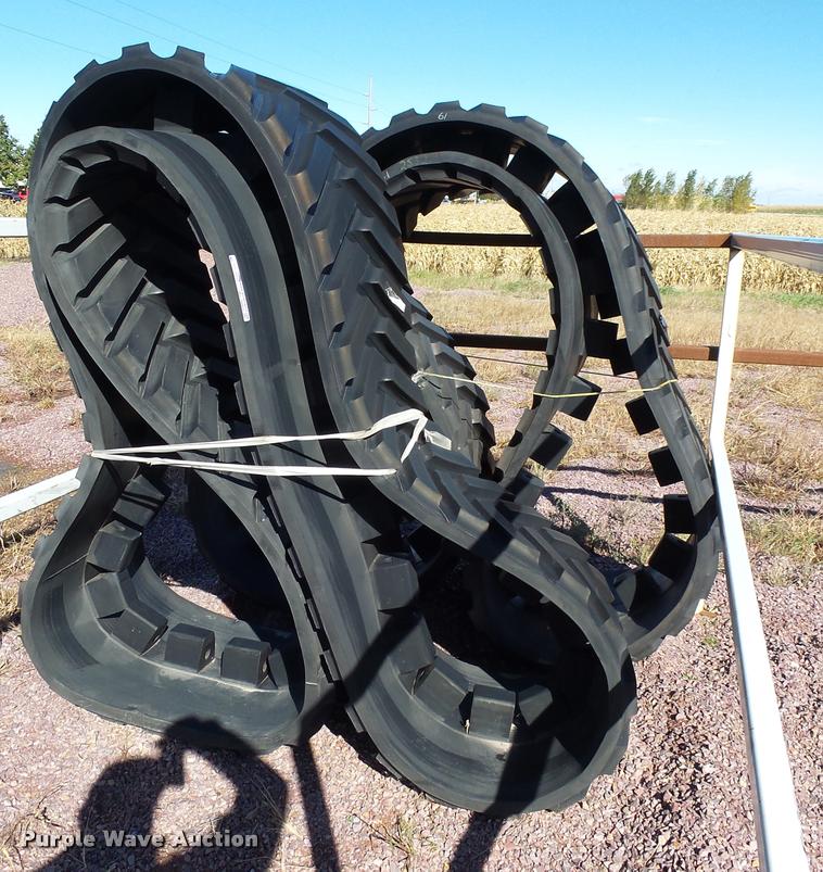 image for item AL9083 (2) Camoplast 695-2532 tracks