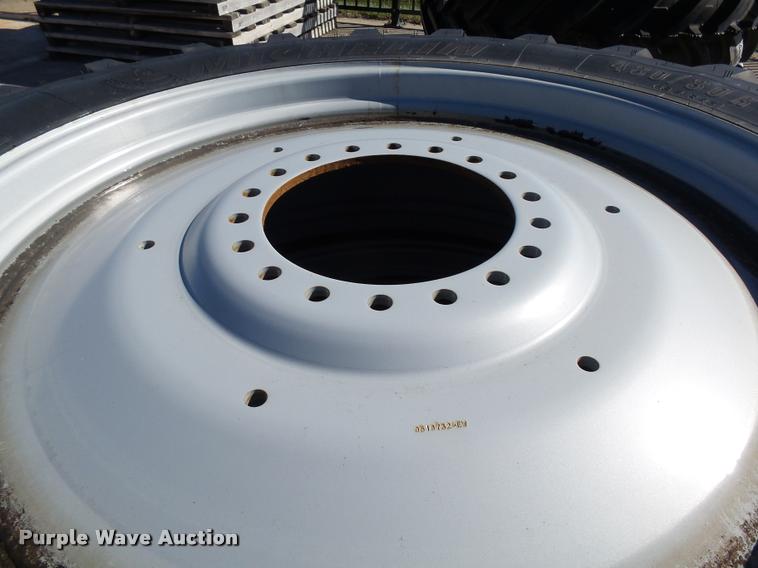 image for item AL9084 (4) Michelin 480/80R46 tires