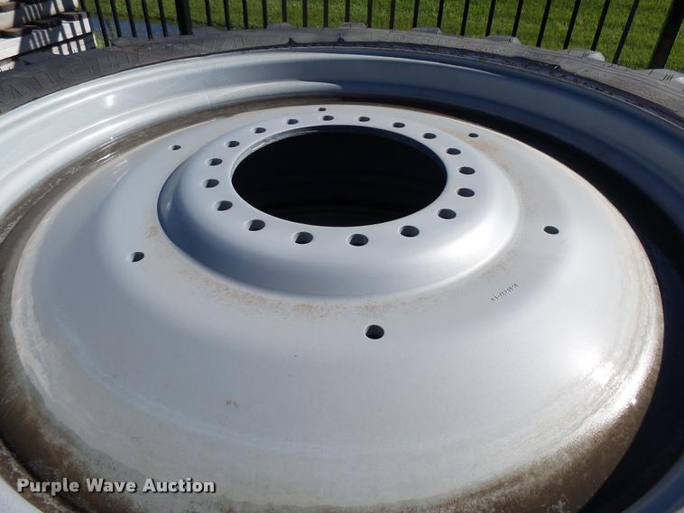 image for item AL9084 (4) Michelin 480/80R46 tires