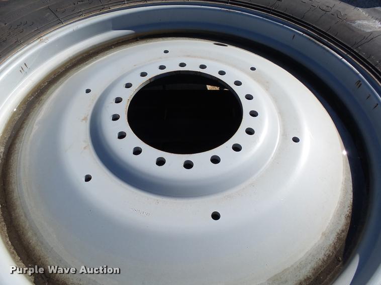 image for item AL9085 (5) Goodyear 520/85R46 tires