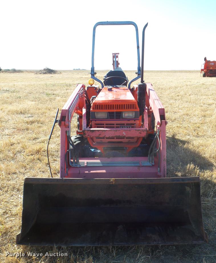 image for item AP9599 1999 Kioti LK3054 MFWD tractor