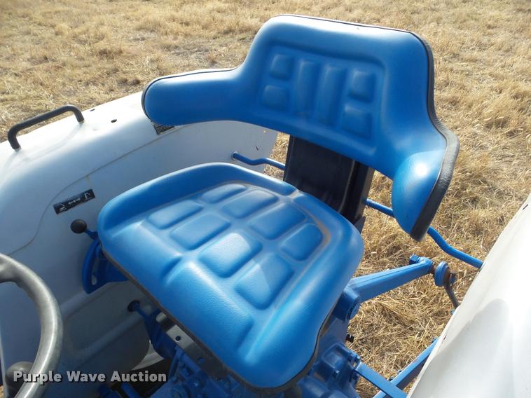 image for item AP9600 Ford 1700 tractor
