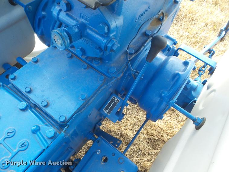 image for item AP9600 Ford 1700 tractor