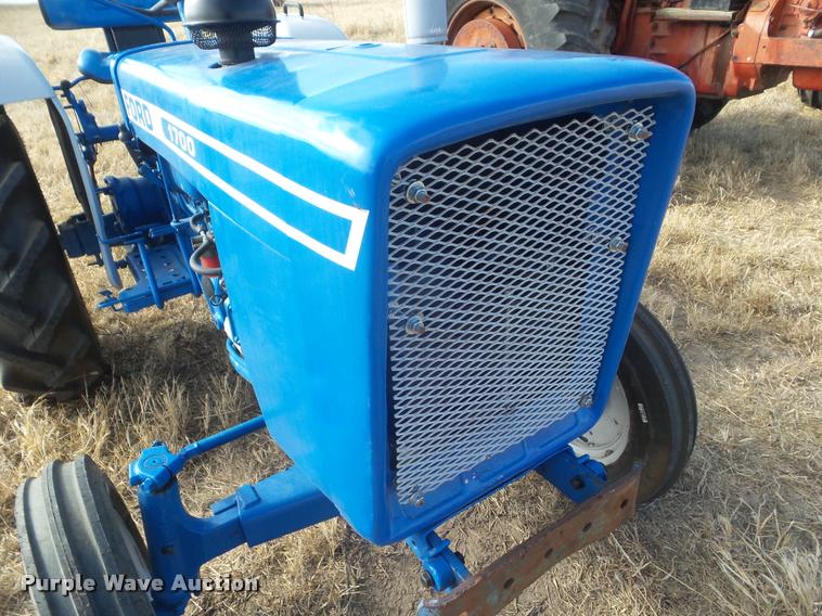 image for item AP9600 Ford 1700 tractor