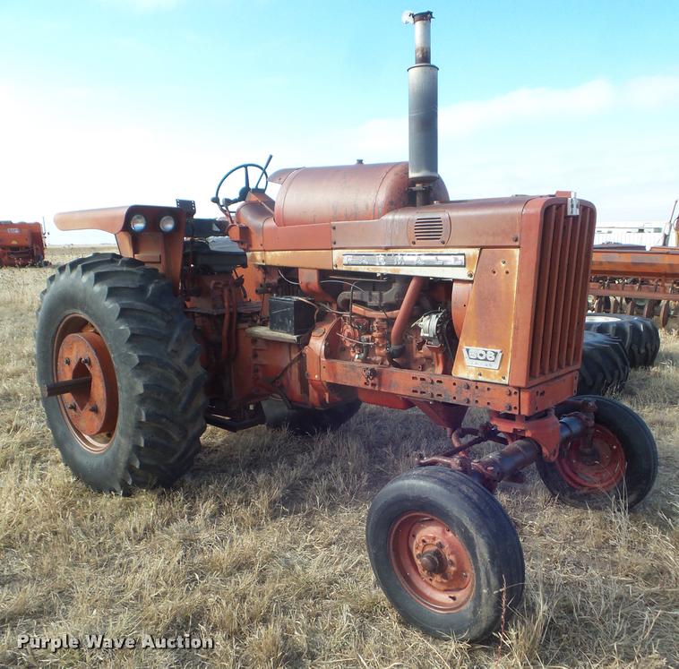 image for item AP9601 Farmall 806 tractor