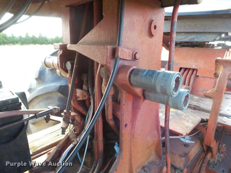 image for item AP9601 Farmall 806 tractor