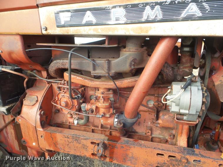 image for item AP9601 Farmall 806 tractor