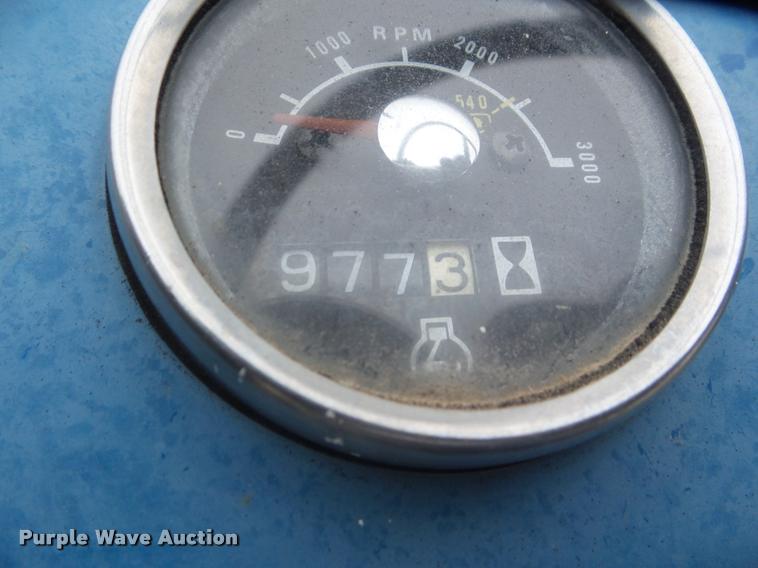 image for item AP9622 1979 Ford 1300 MFWD tractor