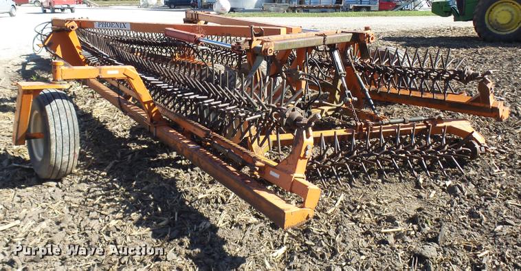 image for item AV9835 Phoenix rotary hoe