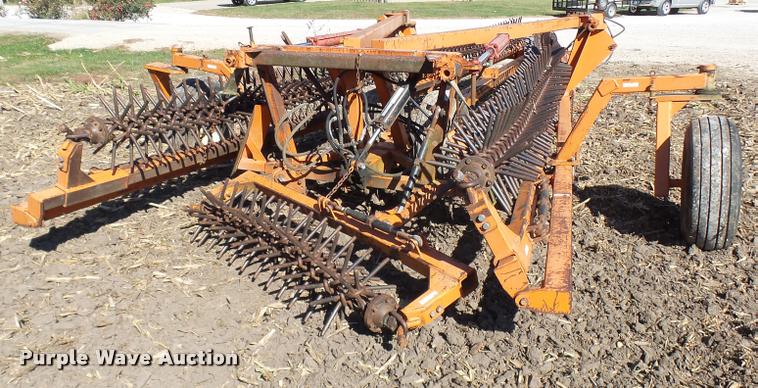 image for item AV9835 Phoenix rotary hoe