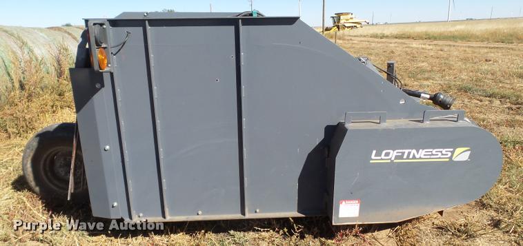 image for item BZ9226 Loftness 240DW44P346 windrower / shredder