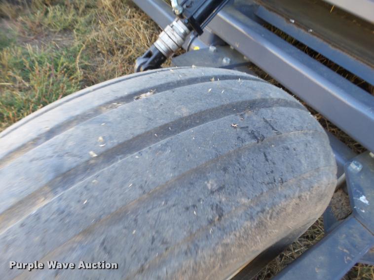 image for item BZ9226 Loftness 240DW44P346 windrower / shredder