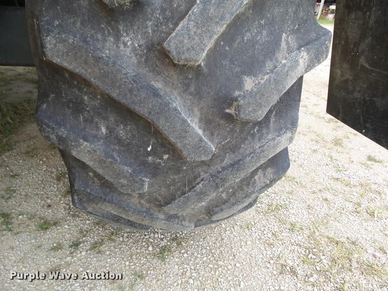 image for item BZ9865 2001 Lexion 470 combine