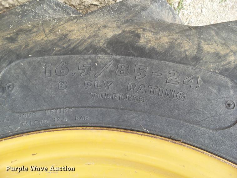 image for item BZ9865 2001 Lexion 470 combine