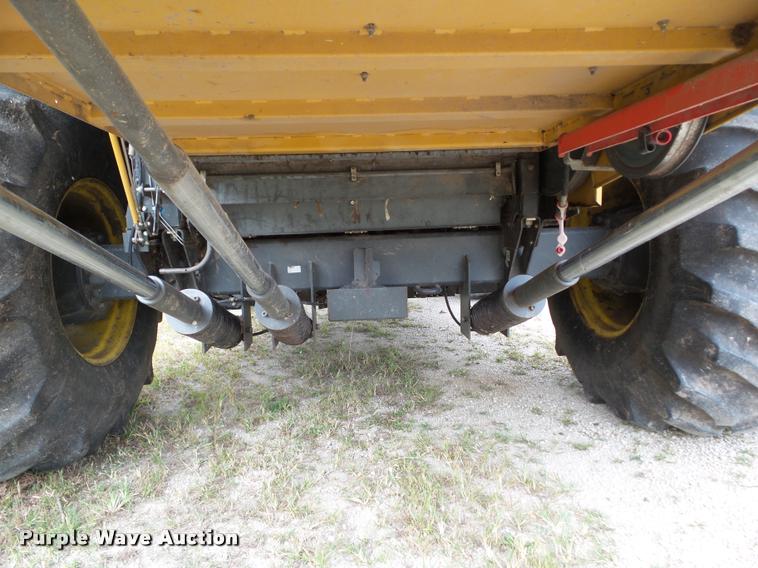 image for item BZ9865 2001 Lexion 470 combine