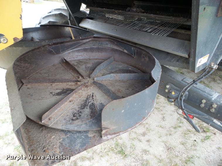 image for item BZ9865 2001 Lexion 470 combine